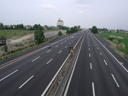 USL promite autostradă Bucureşti-Chişinău şi canal de irigaţie Siret-Bărăgan